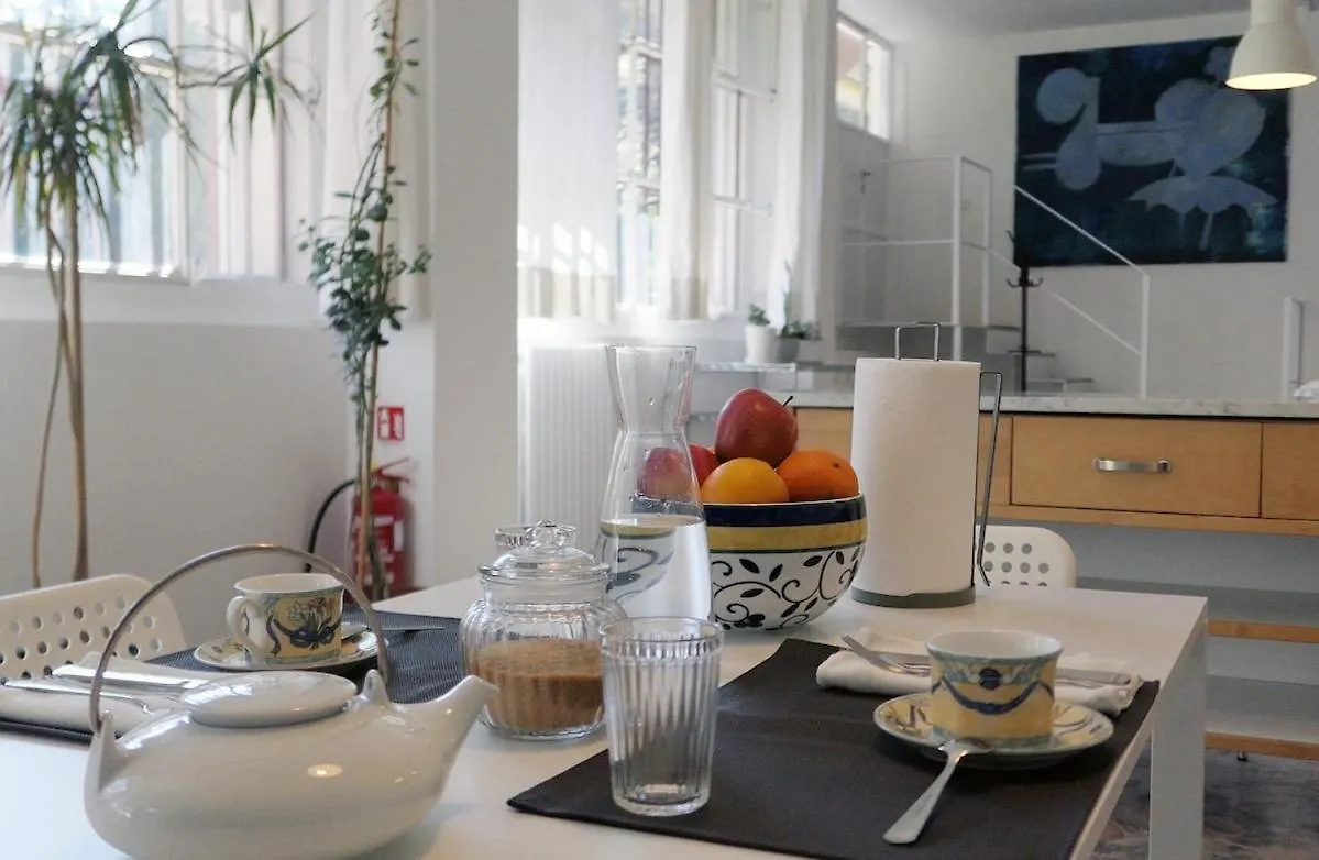 Apartment Artistic And Spacious Loft - 3 Min From The Metro Milan Italy