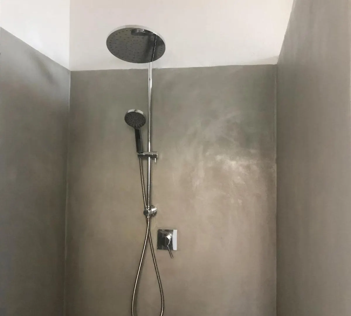 Artistic And Spacious Loft - 3 Min From The Metro Milan Apartment